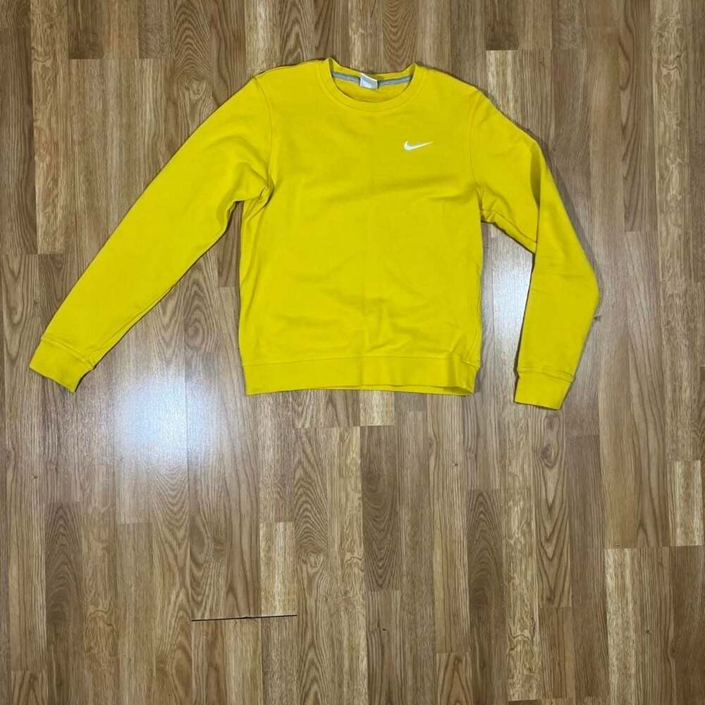 Nike Sportswear Crewneck Fleece Sweatshirt Yellow Small